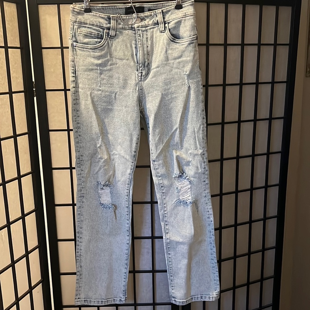 New jeans missing tags